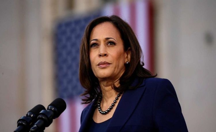 Kamala Harris Swears In 1st Black Woman As Wh Budget Chief 