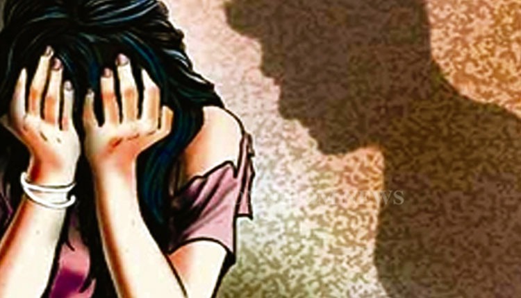 K'taka: Headmaster Chased, Beaten With Brooms For Sexual Harassment ...