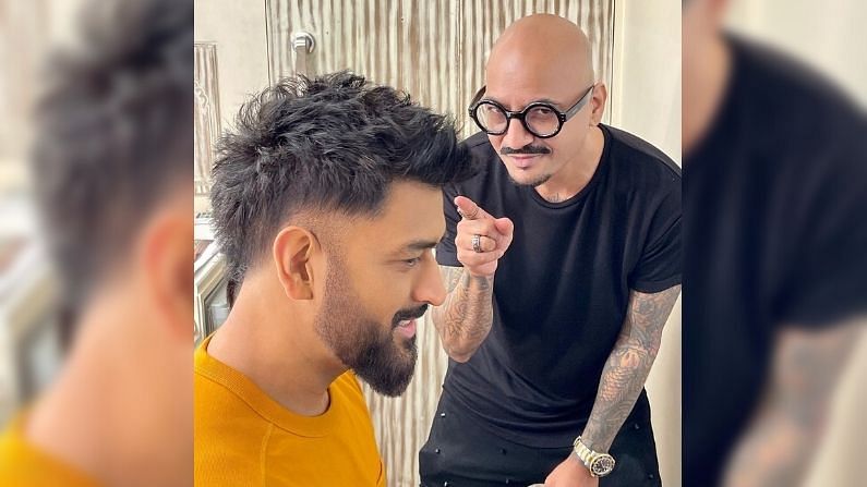 Captain Cool now has a brand new hairstyle see photos MS Dhonis new look 5