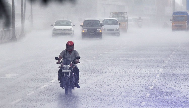 Heavy Rainfall Over Odisha, Gangetic West Bengal Expected | Nation