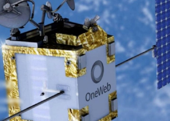 OneWeb satellites.(photo:oneweb.net)