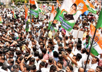 Cong leaders held in K'taka for protesting