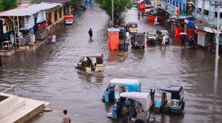 Photo taken on Aug. 18, 2022 shows a flooded area in Hyderabad, Pakistan. (Str/Xinhua)