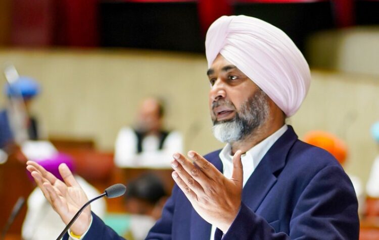Punjab FM presents populist Budget; woos farmers, employees. (Credit: Government of Punjab)