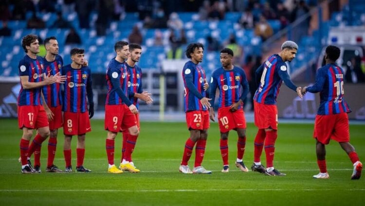 El Barcelona venció al Betis en los penaltis para preparar el ‘Clásico’ de la final de la Supercopa de España