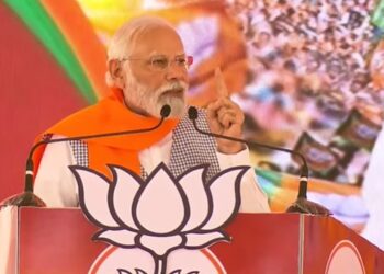 Cong is 'scrap' engine, busy talking snake & poison: PM Modi