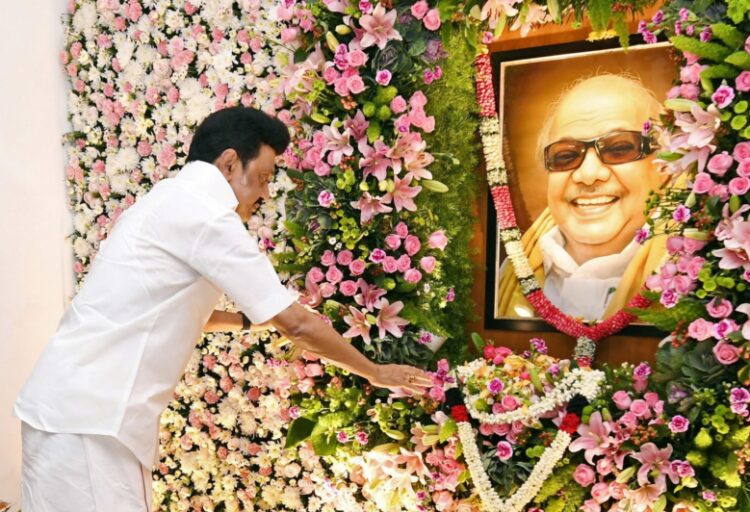 Chennai: Tamil Nadu Chief Minister MK Stalin pays tribute to Kalaignar Karunanidhi on his birth centenary, in Chennai, Saturday, June 3, 2023.  (Photo:IANS/Twitter)