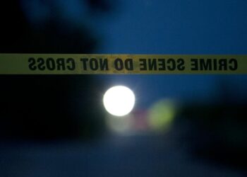 The scene of an alleged human smuggling mass casualty event is cordoned off in San Antonio, Texas, the United States, on June 28, 2022. The death toll of migrants found on Monday inside a "cloned" and abandoned 18-wheeler in San Antonio has risen to 50, authorities said on Tuesday. (Photo by Nick Wagner/Xinhua/IANS)