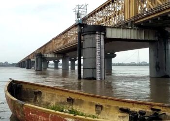 Gujaratâs iconic âGolden Bridgeâ on River Narmada bows out at 140