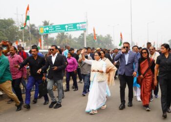 Krishnanagar : West Bengal Chief Minister Mamata Banerjee take part in a road-show in Krishnanagar on Thursday, Feb 01, 2024. (Photo: IANS)