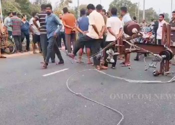 PURI-KONARK ROAD BLOCKED