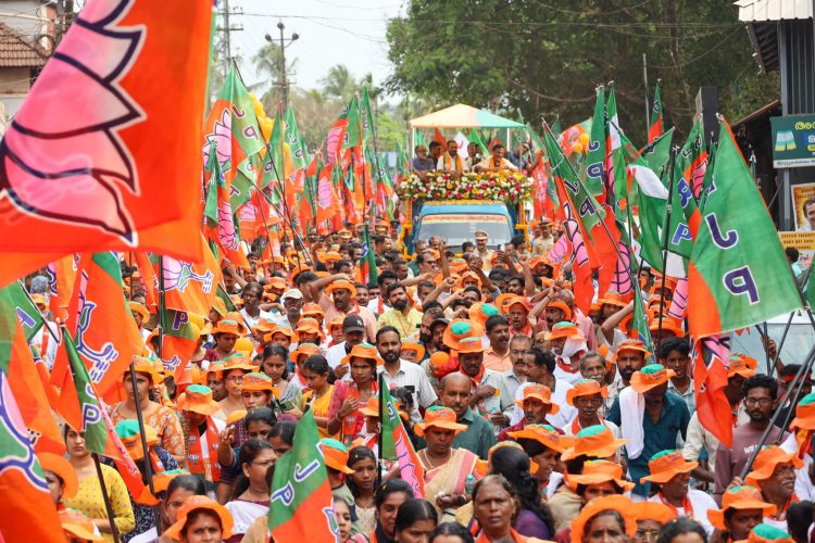 Malappuram: Assam CM Himanta Biswa Sarma holds a roadshow in support of BJP Wayanad Lok Sabha candidate K Surendran, in Malappuram, Kerala,Monday, April 22, 2024.(IANS/X/@surendranbjp)