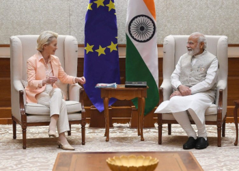 New Delhi: Prime Minister Narendra Modi holds talks with European Commission president Ursula von der Leyen, in New Delhi on Monday, Apr. 25, 2022. (Photo: Twitter)