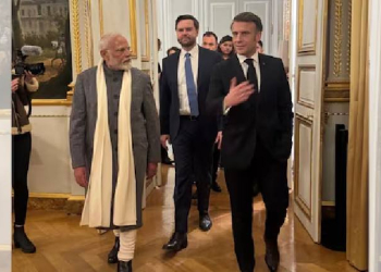 French President Emmanuel Macron with Narendra Modi