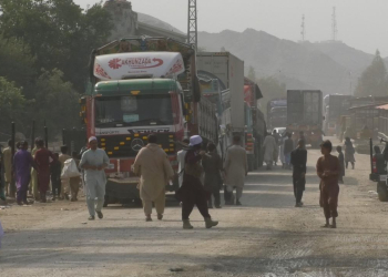 Fear, calm prevail at Pak-Afghan Torkham border.(photo: Hamza Ameer from Ground Zero Afghanistan)