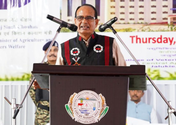 Peren: Union Agriculture and Farmers Welfare Minister Shivraj Singh Chouhan attends the inauguration of the Administrative cum Academic Block and Farmers Fair in Jalukie, Peren district, Nagaland on Thursday, May 15, 2025. (Photo: IANS)