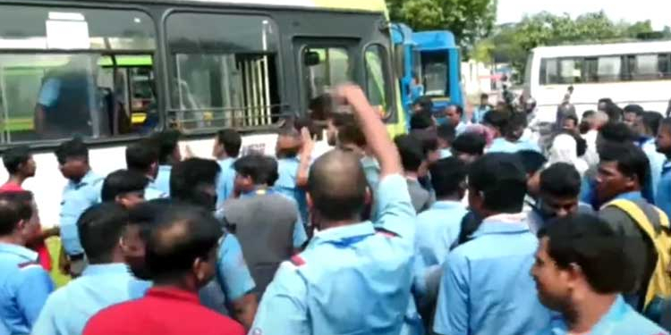 AMA Bus Staff Protest