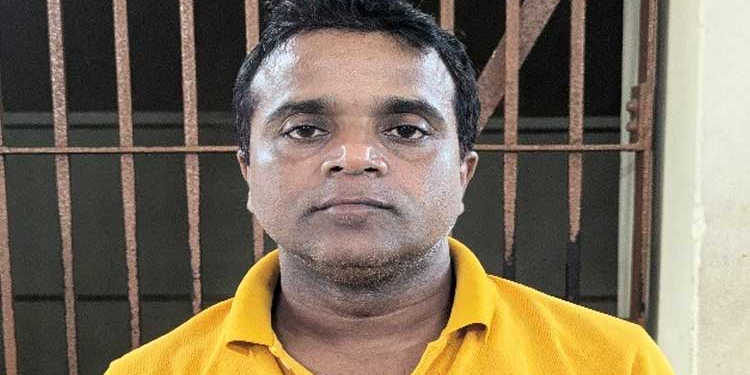 Fraudsters Arrested
