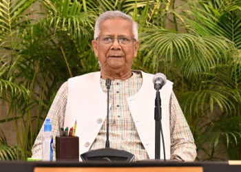 Dhaka: Chief Advisor to the Interim Government of Bangladesh, Professor Muhammad Yunus, addresses an unscheduled meeting of the Advisory Council at the Planning Commission in Sher-e-Bangla Nagar, Dhaka, on Saturday, May 24, 2025. (IANS/X/@ChiefAdviserGoB)