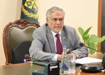 Islamabad: Deputy Prime Minister and Foreign Minister, Senator Mohammad Ishaq Dar, chairs a high-level meeting on the Indus Waters Treaty in Islamabad on Monday, April 28, 2025. (IANS)