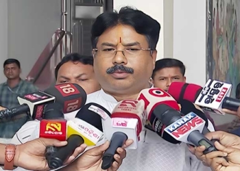Minister Krushna Chandra Mahapatra
