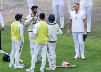Manchester: England captain Ben Stokes speaks to Ravindra Jadeja of India about a hand shake for a draw during Day 5 of the fourth Test match between India and England at Emirates Old Trafford in Manchester on Sunday, July 27, 2025. (Photo: IANS/Pankaj Nangia)