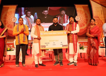 Odisha CM Launches NCMC, WhatsApp Ticketing