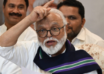 Mumbai: Maharashtra Cabinet Minister Chhagan Bhujbal addresses the media on reservation issues, in Mumbai,  Monday, September 01, 2025. (IANS)