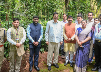 Governor Kambhampati