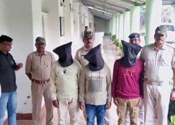 Notorious Criminal, Two Aides