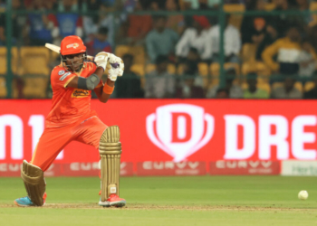 Bengaluru: Gujarat Giants' Bharti Fulmali plays a shot during the Women's Premier League 2025 match between Delhi Capitals and Gujarat Giants at M. Chinnaswamy Stadium in Bengaluru on Tuesday, February 25, 2025. (Photo: IANS)