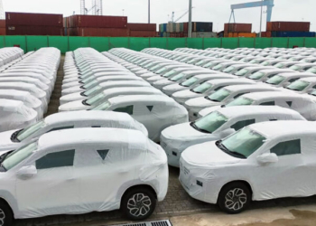 Amreli: A consignment of over 1,600 'Made in India' SUVs, manufactured by Maruti Suzuki, is set to commence export from Pipavav port in Amreli, Gujarat, to Japan's Toyohashi port on Tuesday, August 13, 2024. (Photo: IANS/@PiyushGoyal)