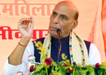 Patna: Union Defence Minister Rajnath Singh addresses during the election campaign in Fatuha and Alawalpur ahead of the Bihar Assembly elections, in Patna, Bihar, on Tuesday, November 4, 2025. (Photo: IANS)