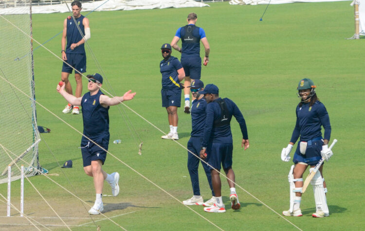 Kolkata: South Africa's players during a practice session ahead of the 1st Test match between India and South Africa at Eden Gardens in Kolkata on Wednesday, November 12, 2025. (Photo: IANS)