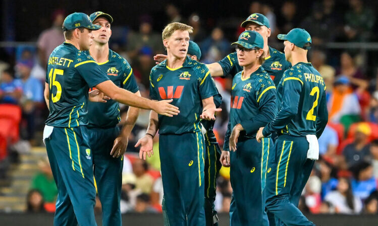 Gold Coast: Australia's Nathan Ellis and teammates celebrate the wicket of India's Shubman Gill during the 4th T20I cricket match between India and Australia at People First Stadium in Gold Coast, Australia, on Thursday, November 6, 2025. (Photo: IANS)