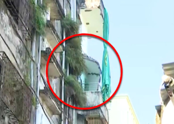 Old Apartment Collapses - Cuttack