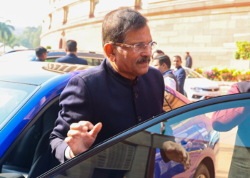 New Delhi: Union Minister Pralhad Joshi arrives at the Parliament House premises in a hydrogen-fuelled car during the Winter Session of Parliament, in New Delhi on Thursday, December 11, 2025. (Photo: IANS/Prem Nath Pandey)