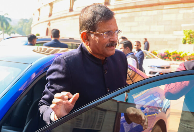 New Delhi: Union Minister Pralhad Joshi arrives at the Parliament House premises in a hydrogen-fuelled car during the Winter Session of Parliament, in New Delhi on Thursday, December 11, 2025. (Photo: IANS/Prem Nath Pandey)