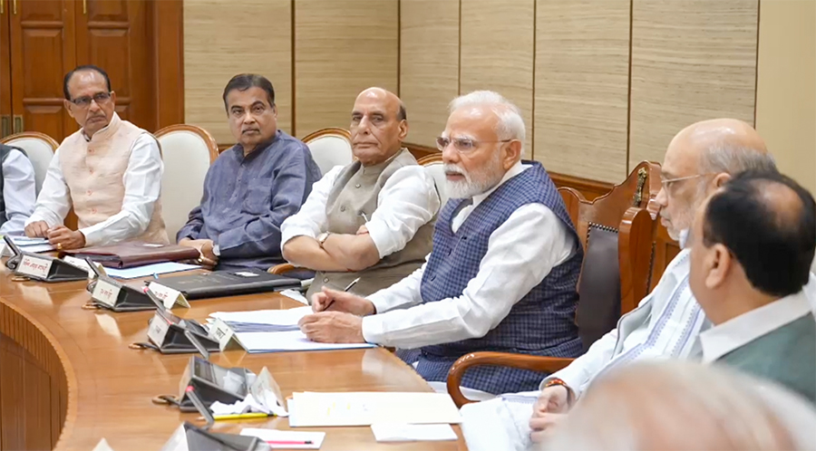 New Delhi: Prime Minister Narendra Modi chairs a cabinet meeting regarding the 'Operation Sindoor' as BJP National President and Union Minister J.P. Nadda, Union Minister Nitin Gadkari, Union Home Minister and Minister of Cooperation Amit Shah, Defence Minister Rajnath Singh, Union Minister Shivraj Singh Chouhan look on in New Delhi, Wednesday, May 07, 2025. India launches 'Operation Sindoor' in response to the Pahalgam terror attack. (Photo: IANS)