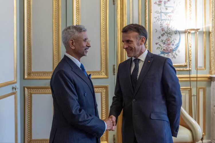 EAM Jaishankar Meets French President Macron, Underscores Strategic Partnership Amid Global Shifts