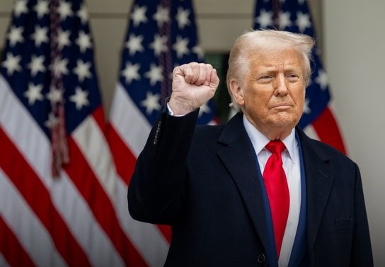 Trump Hails Venezuela Move, Says Oil Exports To Resume