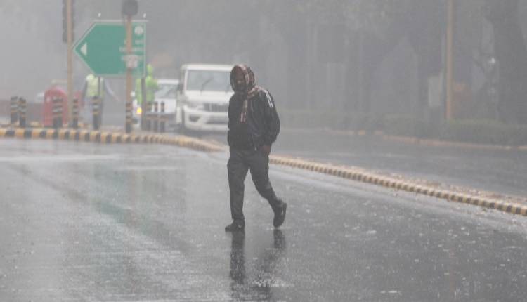 Delhi-NCR Sees Marginal Relief In Air Quality After Moderate Rainfall | Nation