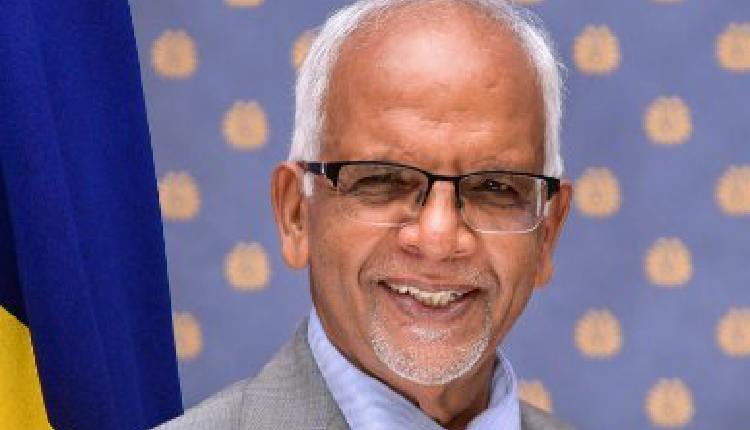 Mauritius President Offers Prayers At Ancient Panakala Narasimha Swamy Temple In Andhra