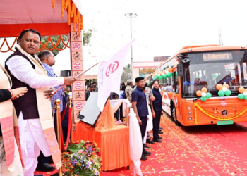 CM Majhi Launches 25 e-Buses In Sambalpur