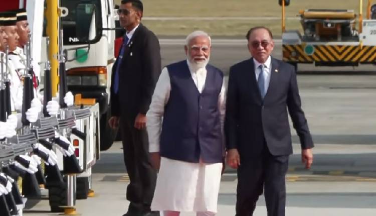 PM Modi Arrives In Kuala Lumpur, Welcomed By Malaysian Counterpart Anwar Ibrahim At Airport