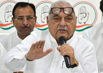 Chandigarh: Former Haryana Chief Minister Bhupinder Singh Hooda addresses press conference in Chandigarh on Thursday, August 28, 2025. (Photo: IANS)