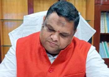 Nashik Conversion Row