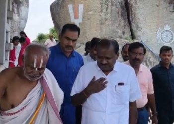 DMK-AIADMK