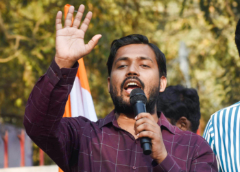 Patna: Educator and YouTuber Faizal Khan, popularly known as 'Khan Sir', joins a protest demanding the cancellation of the BPSC 70th Combined Competitive Examination (CCE) of the Bihar Public Service Commission (BPSC), held in December last year, in Patna, on Wednesday, February 19, 2025. (Photo: IANS)