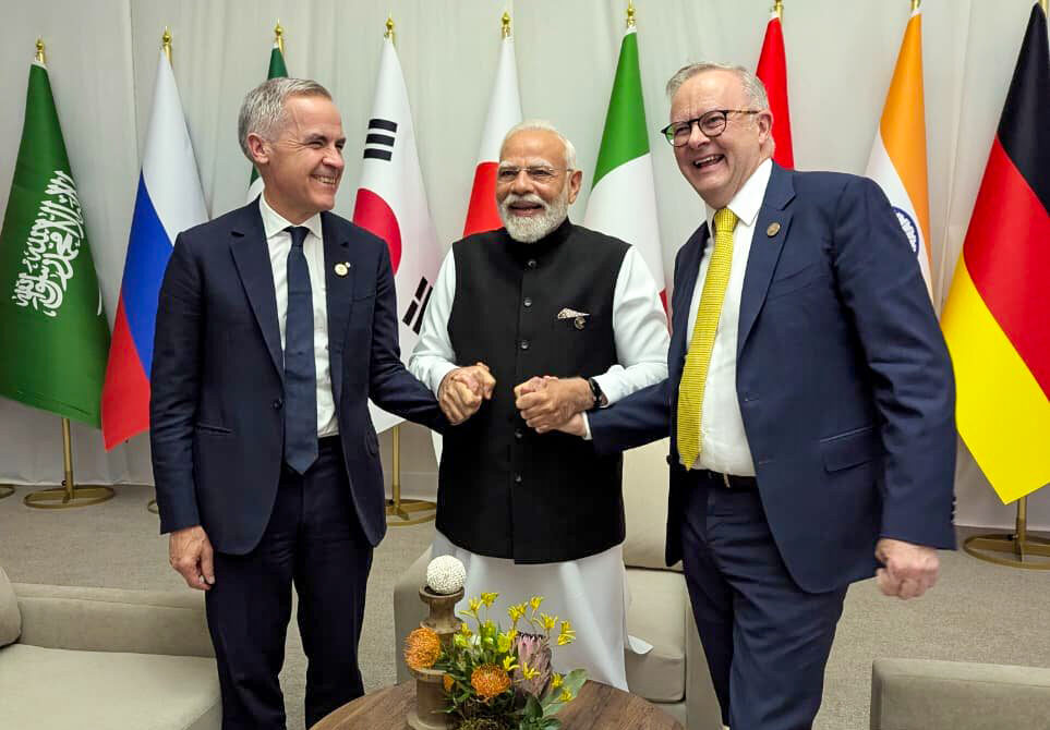 Johannesburg: Prime Minister Narendra Modi meets Australian Prime Minister Anthony Albanese and Canadian Prime Minister Mark Carney on the sidelines of the G20 Summit in Johannesburg, South Africa, on Saturday, November 22, 2025. (Photo: IANS/PMO)